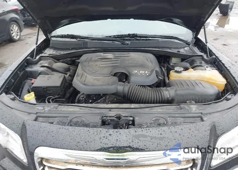 2013 Chrysler 300C from USA, damaged, VIN 2C3CCAEG0DH659279